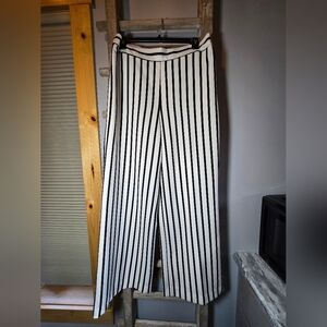 Women's Soft Surroundings Black and White Striped Wide Leg Pants size Medium
